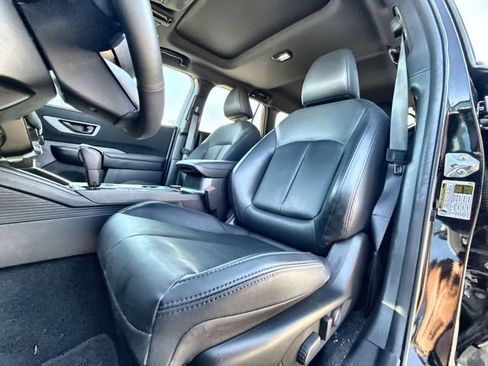 Used 2026 Subaru Outback Premium AWD/4WD image 11