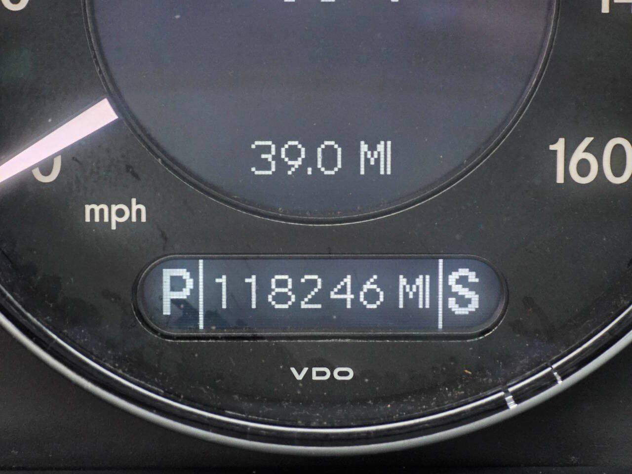 Used 2006 Mercedes-Benz CLS 500 w/ AMG Sport Pkg image 17
