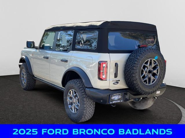 New 2025 Ford Bronco Badlands AWD/4WD image 3