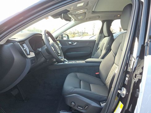 New 2026 Volvo XC60 B5 Plus w/ Climate Package image 9