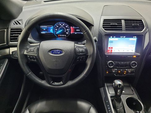 Used 2019 Ford Explorer XLT w/ Equipment Group 202A image 22