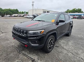 Used 2025 Jeep Compass Trailhawk w/ Trailhawk Elite Group AWD/4WD video 2