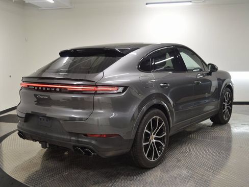 Certified 2025 Porsche Cayenne Coupe image 7