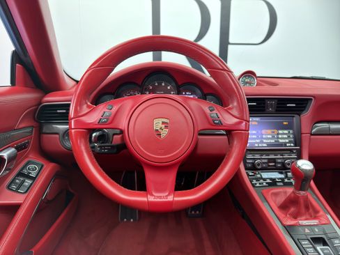 Used 2014 Porsche 911 Carrera S image 26