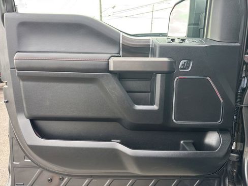 Used 2018 Ford F150 Lariat image 33