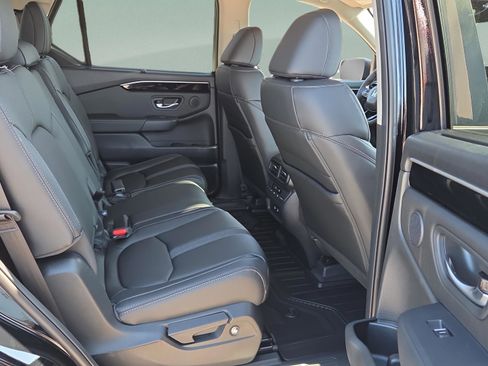 New 2026 Honda Pilot EX-L image 17