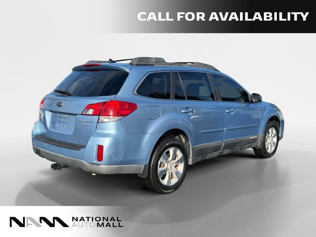 Used 2012 Subaru Outback 3.6R Limited AWD/4WD image 5