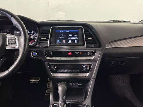 Used 2019 Hyundai Sonata Sport image 16