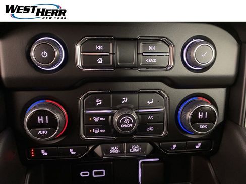Used 2022 Chevrolet Tahoe LT AWD/4WD image 4