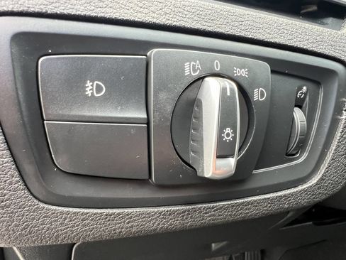 Used 2018 BMW X2 sDrive28i w/ Convenience Package image 12