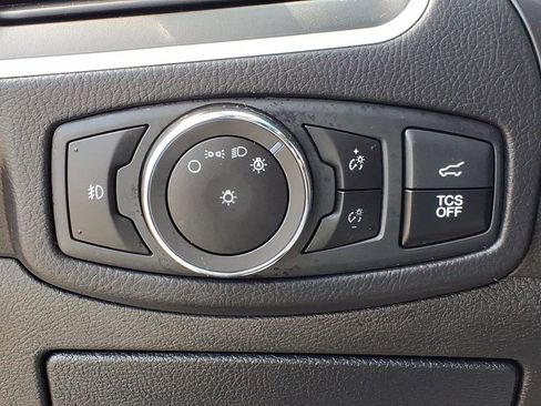 Used 2023 Ford Edge SEL w/ Convenience Package image 14