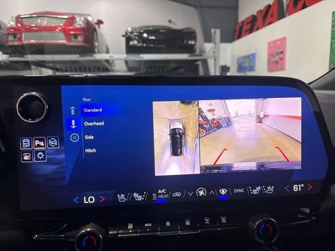 Used 2024 Chevrolet Blazer EV RS AWD/4WD image 16