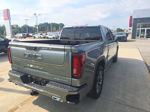 Used 2024 GMC Sierra 1500 Denali Ultimate AWD/4WD image 5