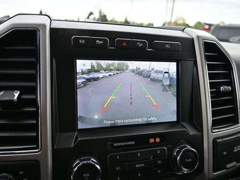 Used 2021 Ford F250 Lariat AWD/4WD image 23