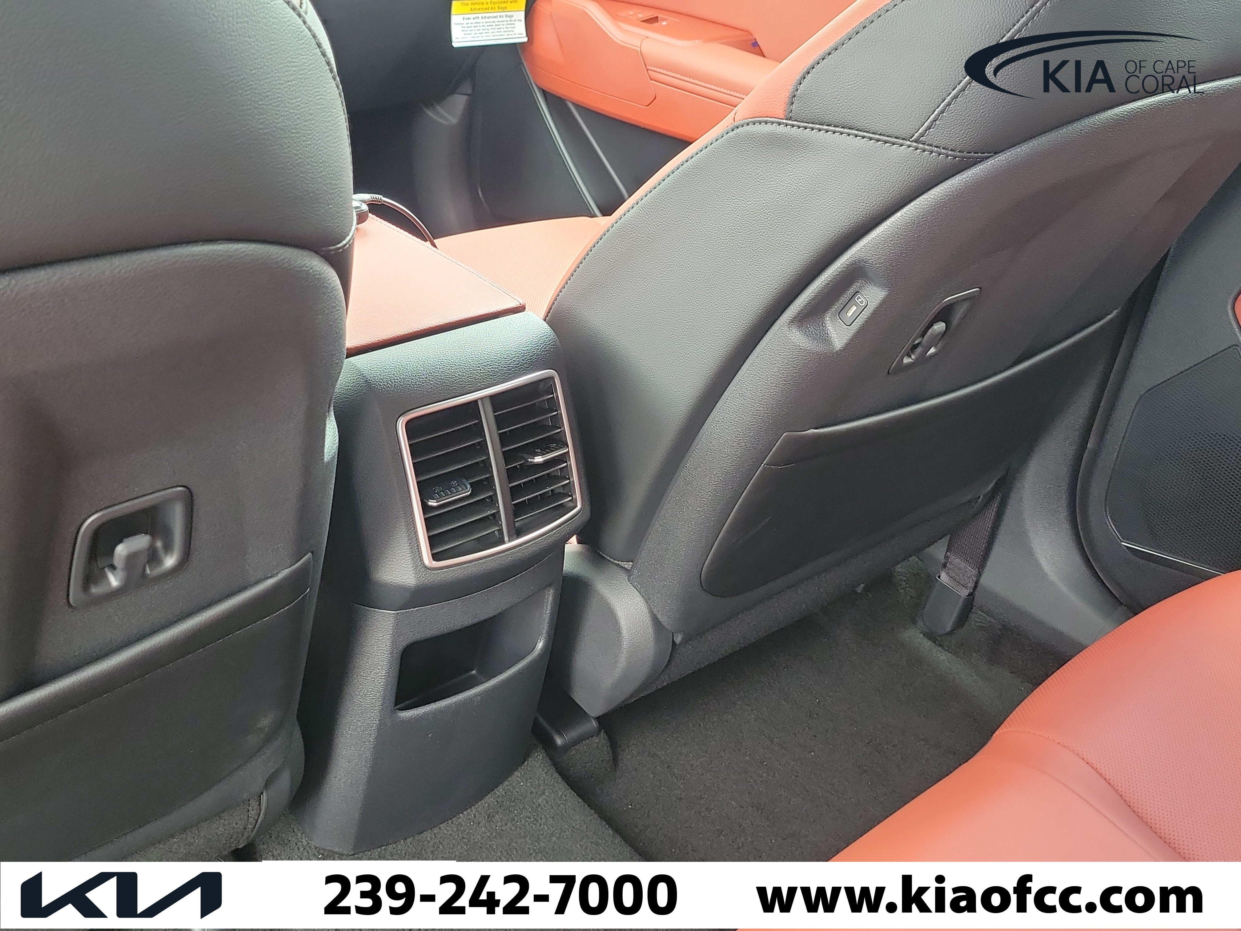 New 2027 Kia Sportage SX FWD image 14