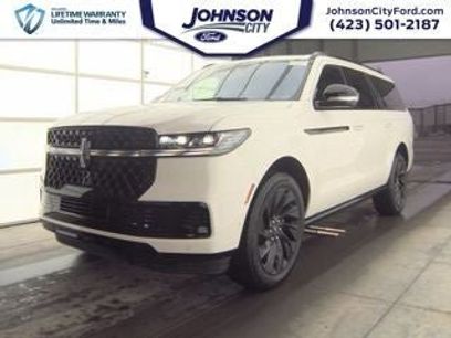 Used 2025 Lincoln Navigator L Reserve w/ Jet Appearance Package