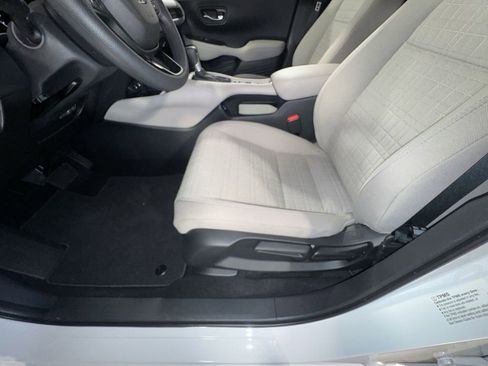 New 2026 Honda HR-V LX image 15