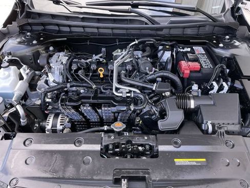 Used 2026 Nissan Altima 2.5 SV FWD image 24