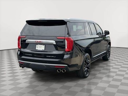 Used 2023 GMC Yukon XL Denali w/ Denali Reserve Package AWD/4WD image 7