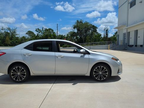 Used 2014 Toyota Corolla S FWD image 4