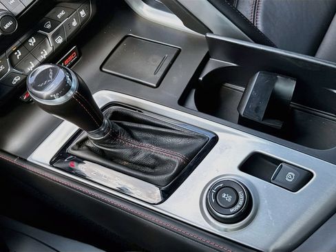 Used 2019 Chevrolet Corvette Z06 RWD image 20