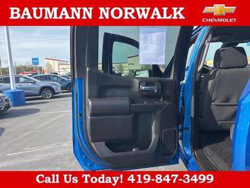 Used 2024 Chevrolet Silverado 1500 Custom w/ LPO, Dark Essentials Package AWD/4WD image 31