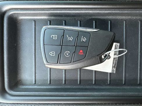 Used 2022 GMC Yukon SLT w/ SLT Premium Package AWD/4WD image 37