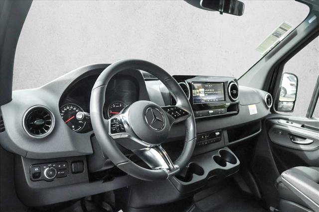 New 2026 Mercedes-Benz Sprinter 2500 image 10