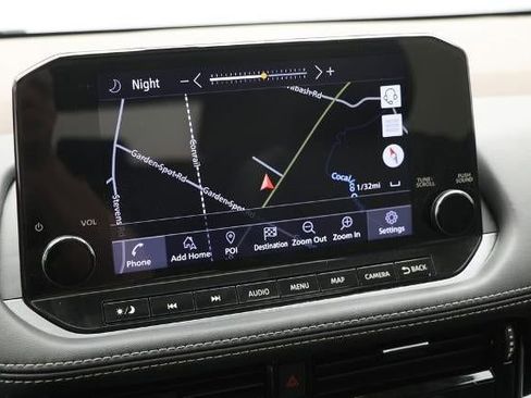 Used 2023 Nissan Rogue SL w/ SL Premium Package image 54