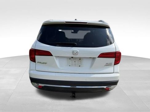Used 2017 Honda Pilot Elite image 4