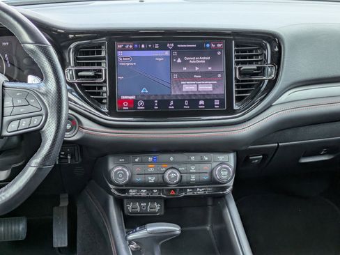 Used 2024 Dodge Durango GT image 15