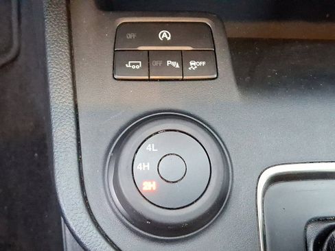 Used 2019 Ford Ranger XLT w/ Equipment Group 301A Mid image 24