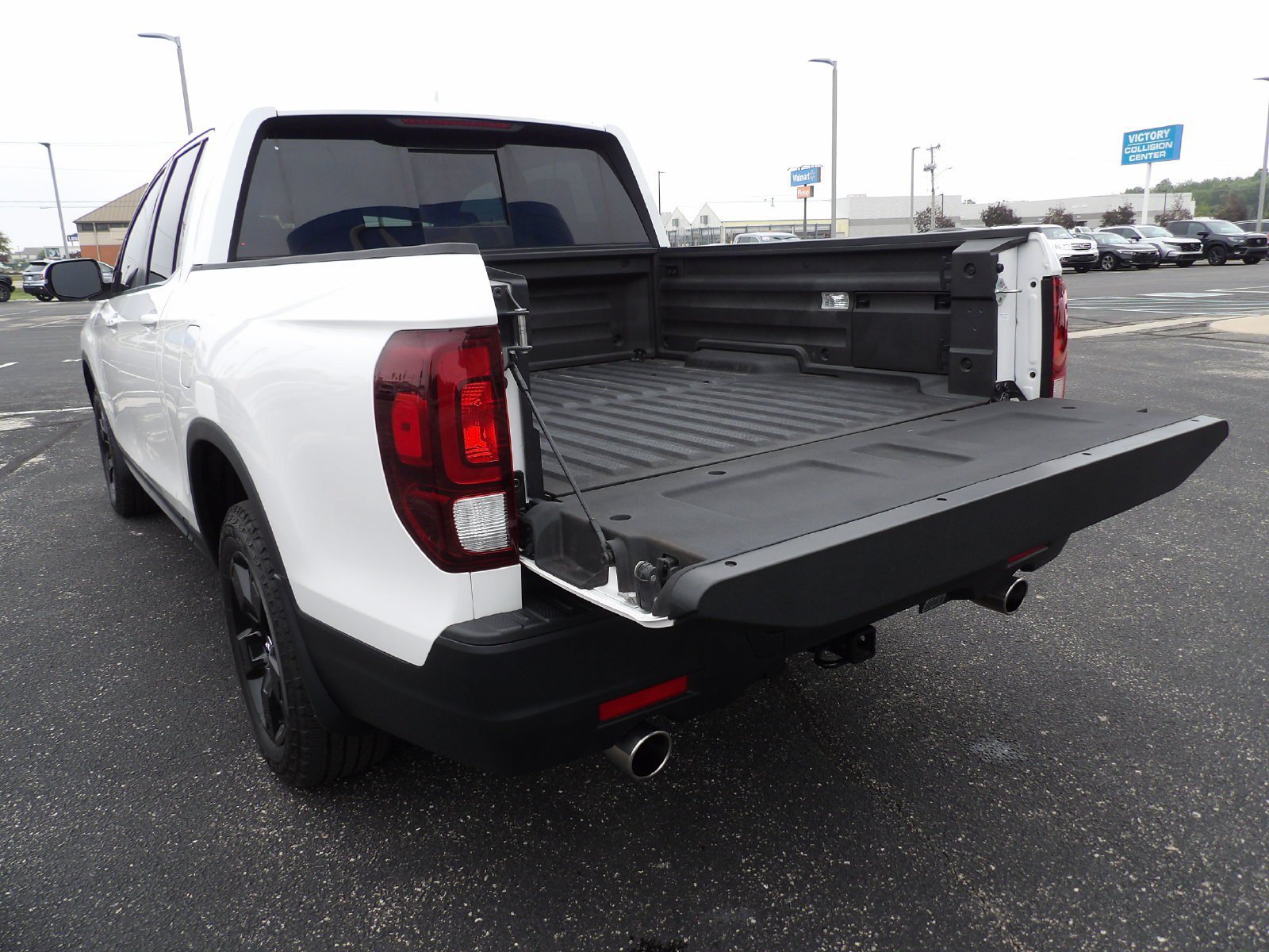 Used 2024 Honda Ridgeline RTL image 11
