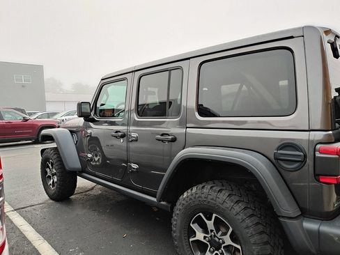 Used 2020 Jeep Wrangler Unlimited Rubicon w/ LED Lighting Group AWD/4WD image 4