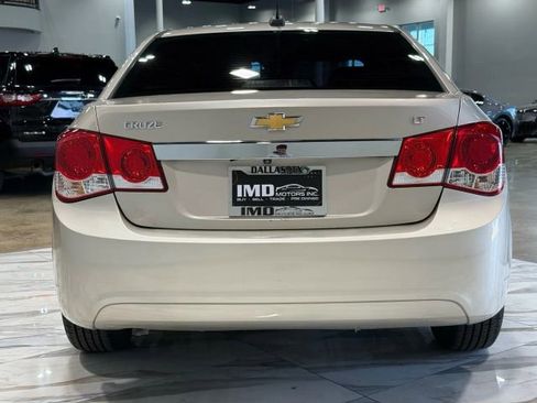 Used 2016 Chevrolet Cruze LT w/ Technology Package image 7
