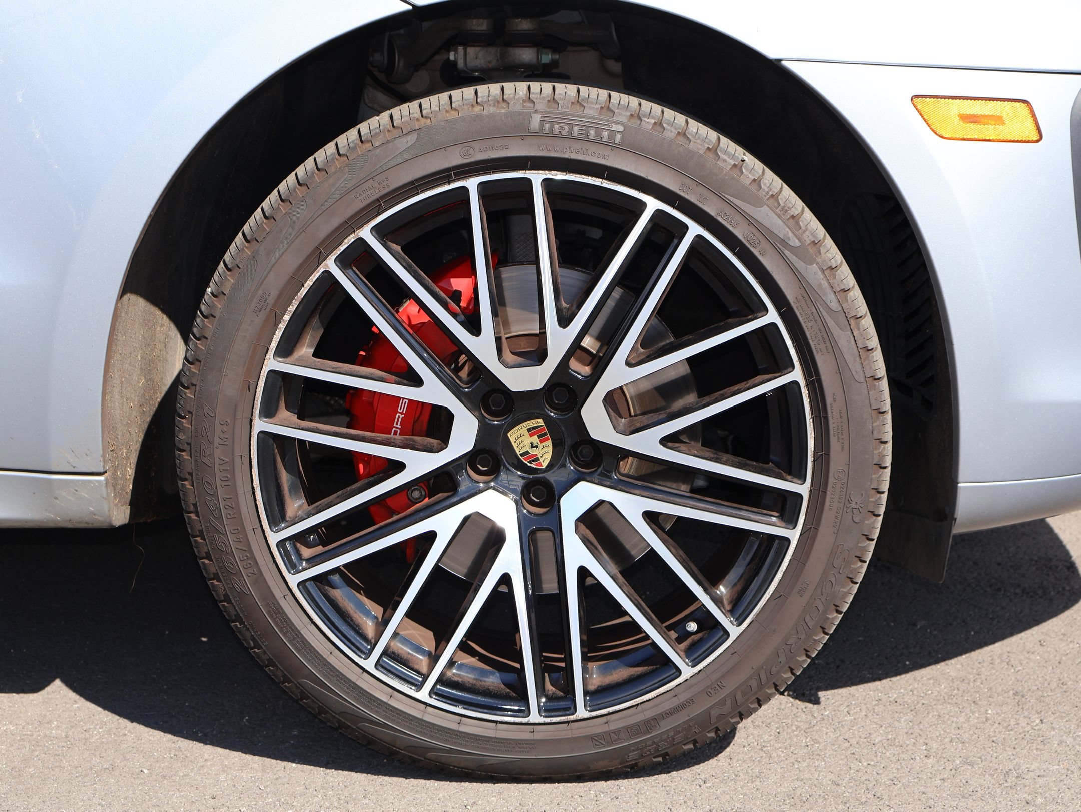 Used 2024 Porsche Macan S AWD/4WD image 12