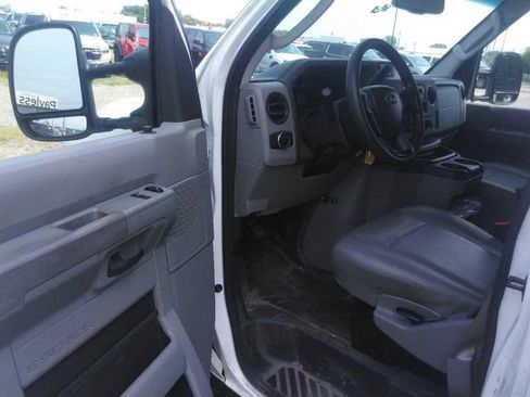 Used 2024 Ford E-450 and Econoline 450 Super Duty w/ Power Windows & Locks Group RWD image 6