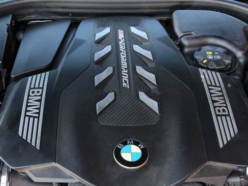 Used 2021 BMW M550i xDrive AWD/4WD image 41