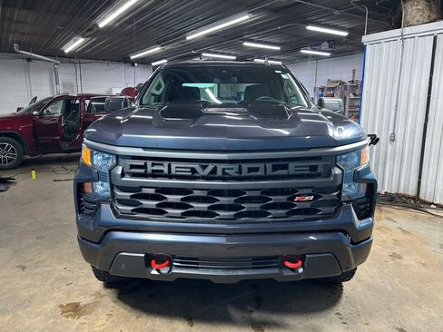 Used 2022 Chevrolet Silverado 1500 Custom Trail Boss AWD/4WD image 4