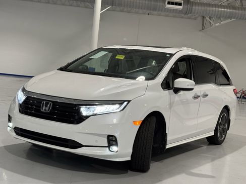 Used 2024 Honda Odyssey Elite image 15