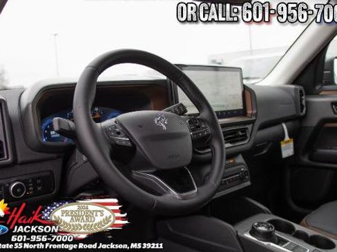 New 2025 Ford Bronco Sport Outer Banks w/ Outer Banks Tech Package+ image 6