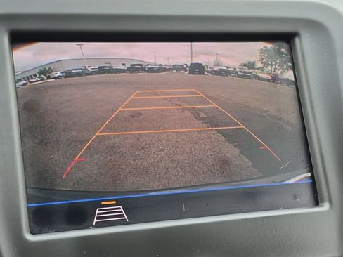 Used 2020 Chevrolet Equinox LT FWD image 14