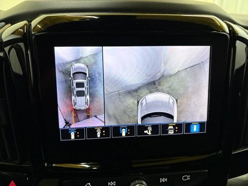 Used 2023 Chevrolet Traverse High Country AWD/4WD image 57