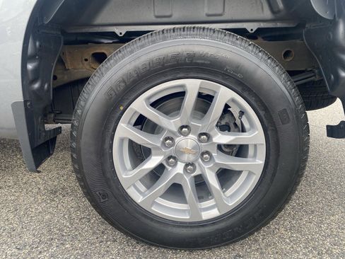 Used 2022 Chevrolet Silverado 1500 LT image 9