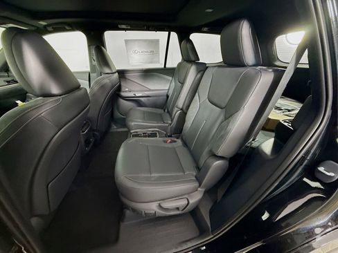 New 2026 Lexus TX 350 AWD image 17