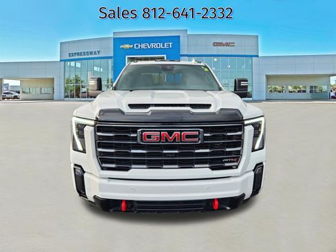 Used 2024 GMC Sierra 2500 AT4 w/ AT4 Premium Plus Package AWD/4WD image 2