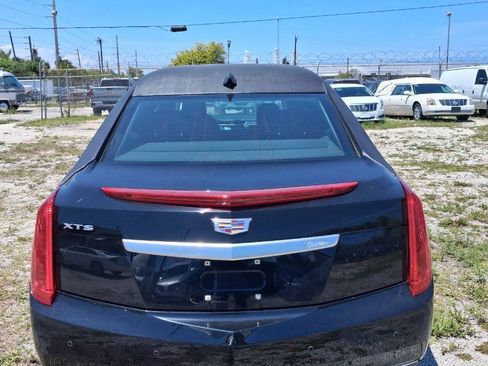 Used 2017 Cadillac XTS FWD image 7