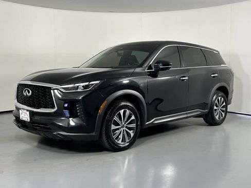 Used 2023 INFINITI QX60 Pure AWD/4WD image 3