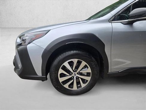 Certified 2025 Subaru Outback Premium image 10
