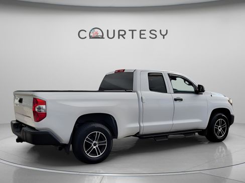 Used 2018 Toyota Tundra SR5 image 5